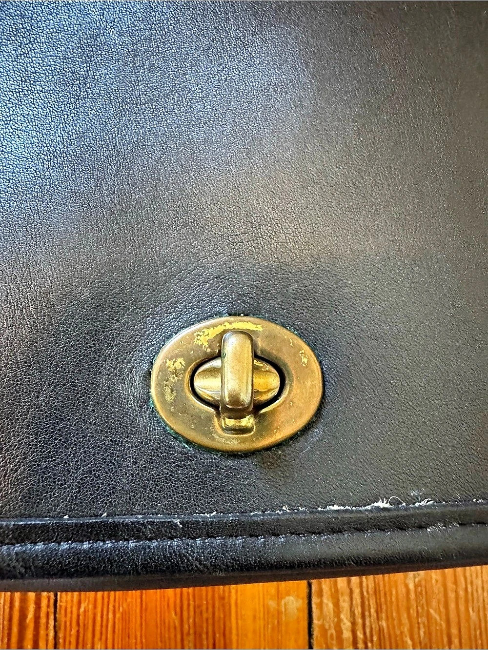 Vintage Coach Casino 9924 Black Leather Crossbody Bag USA 1995 - Picture 10 of 12
